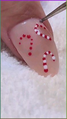 Xmas Nail Art, Cute Christmas Nails, Christmas Nails Easy, Christmas Gel Nails, Nail Art Designs Diy, Christmas Nail Art Designs, Nail Art Designs Videos, Thanksgiving Nails