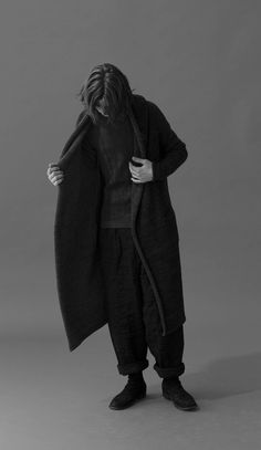 Black Avant Garde Fashion, Avant-garde Oversized Outerwear For Streetwear, Avant-garde Black Trousers, Avant-garde Black Long Sleeve Outerwear, Oversized Black Avant-garde Outerwear, Minimalist Men, Minimalist Fashion Men, Francoise Hardy, Fashion Forms