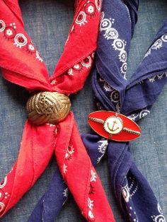 Kapital bandana holders. Made in Japan. Kapital Bandana, Bandana Ideas, Polo Ralph Lauren Outfits, Fashion Bandana, Bandana Men, Men Products