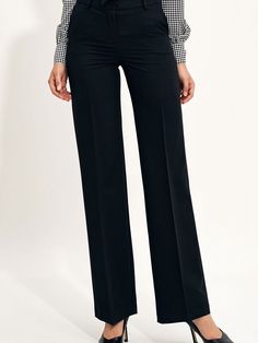 After many seasons of the dominance of slim-fitting pants, models with wide legs, the so-called wide leg, have returned. Pants with loose legs look perfect in a set with a jacket of the same color, creating an elegant total look. The pants have a raised top, so they optically lengthen the silhouette. Spandex 2.1 % Polyester 74.8 % Viscose 23.1 % Size Lenght Hips width Waist width 36 106 cm 95 cm 73 cm 38 106.5 cm 99 cm 77 cm 40 107 cm 103 cm 81 cm 42 107.5 cm 107 cm 85 cm 44 108 cm 111 cm 89 cm Elegant Tailored Wide-leg Pants, Stretch Full-length Wide Leg Pants For Business Casual, Stretch Full Length Wide Leg Pants For Business Casual, Elegant Business Wide Leg Pants, Elegant Wide-leg Dress Pants For Business Casual, Elegant Wide Leg Pants For Office, Elegant Business Casual Wide Leg Pants For Fall, Elastane Wide Leg Pants For Work, Elegant Wide-leg Pants For Business Casual