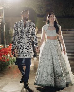 Indian Reception Outfit, Wedding Reception Outfit, Reception Outfits, Hardik Pandya, Sangeet Outfit, Reception Outfit, Couple Wedding Dress, Stitched Lehenga