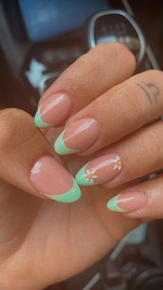 Hoț Girl Summer Nails, Cute Nails For California, Gel Nail Designs For Spring French Tips, Short Summer Nails French Tip, Cute Nails For 13 Yrs Old, Cute Spring Nail Designs Almond, Short Oval Nails Acrylic Summer, Nails For Middle Schoolers, Nails For 10yrs Old Short