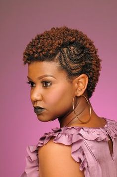 Afro Cornrows, Side Braid With Curls, Hairstyles Cornrows, Side Braids, Weave Hairstyles Braided, New Natural Hairstyles, Women Braids, Side Braid Hairstyles