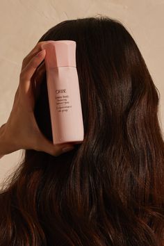 High-density at your fingertips. Oribe's powerful treatment for thinning hair is proven to leave hair feeling thicker, fuller and healthier. The ultra-lightweight formula instantly plumps hair at the root while creating denser-looking strands over the course of three months. How to use: In clean, damp hair, mist directly onto the scalp. Style as usual. For best results, use after every wash. Instantly plumps hair at the roots while creating denser-looking strands over the course of three months. Hair Product Photography, Short Medium Layered Haircuts, Korean Wavy Hair, Plump Hair, Side French Braids, Hairstyle For Men, Medium Layered Haircuts, Mother Of The Bride Hair, Hair Care Brands