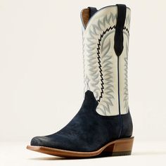 Relentless Futurity Collection | Ariat Womens Cowboy Boots, Cute Cowgirl Boots, Gifts Wishlist, Cute Cowgirl, Things I Need To Buy, Ariat Boots, Polo Blue, Horse Show, Elephant Print