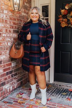 - Bundle up in fall style with this cozy plaid coat! - Fully lined warm material with an orange, purple and blue hued plaid print - A collared v-cut neckline - A double buttoned front - Long, loose sleeves - Functional low pockets - A relaxed silhouette that ends in a knee length straight hemline with a back slit accent Measurements 1XL : Bust 48", Hip 52", Length 38", Sleeve Length 24.5", Waist 47". 2XL : Bust 50", Hip 54", Length 38.5", Sleeve Length 25", Waist 49". 3XL : Bust 54", Hip 56", Le Mama Bird, Loose Sleeves, Plaid Coat, Comfort Wear, Feel Pretty, Plaid Skirt, Fall Style, V Cut, V Cuts