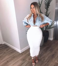 Date Night Outfit Summer Classy, Date Night Dress Outfit, Casual Date Night Dress, Night Dress Outfit, White Bodycon Skirt, Night Skirt, Column Skirt, Casual Date Night, Casual Date