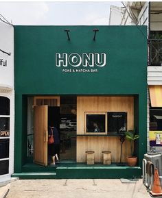 the front entrance to honu poke and matcha bar