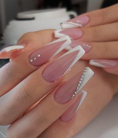 Neutral Nails Acrylic, Unghie Sfumate, French Tip Acrylic Nails, Glow Nails, Long Acrylic Nails Coffin, Acrylic Nails Coffin Pink, Long Square Acrylic Nails, Bling Acrylic Nails, Acrylic Nails Coffin Short