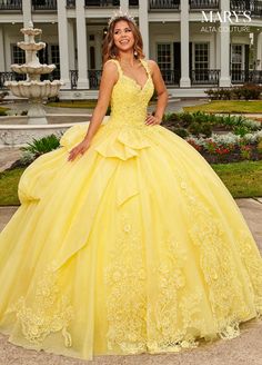 Floral Quinceanera Dress, Yellow Quince, Beauty And The Beast Quince, Princess Gowns, Mary's Bridal, Dresses Yellow, Debutante Ball, Big Dresses, Tulle Balls