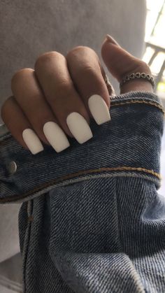 Basic White Nail Ideas, Matte White Nails With Design, Matte White Acrylic Nails, Matt White Nails, White Shiny Nails, White Simple Nails, Nails Matte White, White Nails Square, White Nails Simple