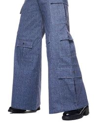 Kia Cargo Pant | Denim Skirt Jumpsuit, Style Jeans, Cargo Pant, Fall Favorites, Cargo Jeans, Light Denim, Sweatshirt Dress, Denim Pant