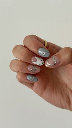 #miffy #miffynailart #miffystyle #nailart #nails #nailsofinstagram #naildesign Winter Miffy Nails, Blue Miffy Nails, Badtz Maru Nails, Newjeans Nails, Japanese Inspired Nails, China Nail Art