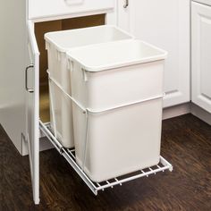 35-quart Double Pullout Waste Container System CAN-EBMDW-R