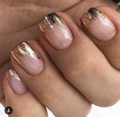 Golden Foil Nails, Gold Foil Nails, Foil Nail Designs, Foil Nail Art, Outfit 2020, Minimal Nails, Get Nails, Foil Nails