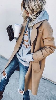 Trendy Winter Fashion, Walking Down The Street, Clothes Winter, Winter Trends, Cute Fall Outfits, Casual Chic Style, Autumn Outfit, 가을 패션, Fall Fashion Outfits