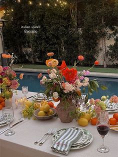 Summer Soiree Decorations, Summer Dinner Party Flowers, Medditeranean Dinner Party, European Dinner Party Aesthetic, Summer Garden Party Tablescape, Floral Dinner Table Setting, Summer Party Aesthetic Decor, Summer Party Tablescape, Backyard Dinner Party Food