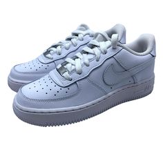 Nike Air Force 1 Le Triple White Sneaker Youth Size 4y Dh2920-111 White Box Has No Lid Will Ship As Soon As Possible After Payment Is Received Please Make Sure Size And Shipping Address Is Correct Before Purchasing All Items Are 100% Authentic All Orders Are Shipped Mon-Fri Only So Please Be Patient If Your Order Is Placed On Fri-Sun Feel Free To Message Me With Any Questions. Thank You White Box, Kids Nike, Nike Air Force 1, White Nikes, Air Force 1, Nike Air Force, White Sneaker, Kid Shoes, Kids Shoes