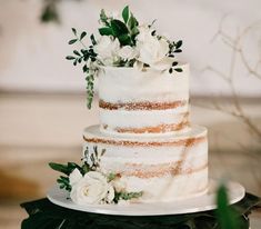 Caramel Wedding Cake, Caramel Wedding, Boho Wedding Cake, Cake Dessert Table, Bridal Pajamas, Cake With Flowers, Dream Wedding Cake, Destination Wedding Photos, Wedding Cake Rustic