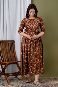 Item Description :-  ideal For Women  1.Fabric : Cotton  2.Set : Anarkali Kurti   3.Pattern : Printed  and zippers both side  4.Sleeves : 3/4 Sleeve  5.Color :As shown ()  6.Work and Design : Gotta work  7.Fit Type : Regular Fit  8.Size: M, L, XL, XXL  9.Length Type :-Calf Length (48-49cm)  10. Occasion:-Festive & Party   11. Type:-Anarkali 12.Style:-anarkali Maternity Wear   13.Neck:-Round Neck Number of Contents in Sales Package Pack of 1 ANUOM ethnic kurti A- Line for women casual wear work w Feeding Gown, Feeding Kurti, Printed Frock, Feeding Dresses, Ethnic Kurti, Frock Style, Cotton Gowns, Maternity Nursing Dress, Anarkali Kurti