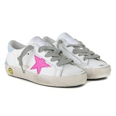 Golden Goose Pink Glitter Star Superstar Sneakers For Kids. Main Material: 85% Cow Leather 11% Polyrthylene Lining: 60% Cow Leather, 40% Cotton Sole: 100% Rubber White Leather, Azure Glitter Heel Signature Distressed Detailing Signature Star Appliqu At Side Logo At Tongue, Sides And Sole Edge Sporty Glitter Sneakers For Spring, Pastel Shoes, Sneakers For Kids, Sneakers Kids, Preppy Shoes, Velcro Sneakers, Glitter Sneakers, Golden Goose Sneakers, Glitter Heels