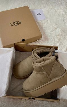 Cute Uggs, Fluffy Shoes, Trendy Shoes Sneakers, Ugg Classic Ultra Mini, Have A Lovely Weekend, Thank U So Much, Uggs Outfit, Fresh Shoes, Timberlands