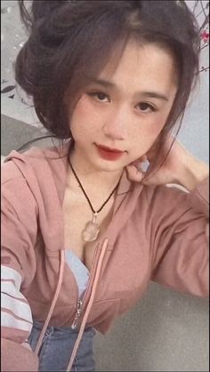 ✿Save Thì Ghi Cre Nhớ Follow Pinterest: @Nhy Đâyyy 💨❤ Girls 16, Cute Love Cartoons, Cute Love