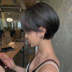 Korean Pixie Haircut, Haircut Hacks, Feminine Short Hair, Extreme Haircut, Haircut Transformation, Women With Short Hair, Before And After Hair