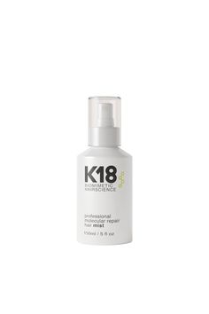 De K18 Hair Mist is een een hairmist die het haar in slechts 4 minuten herstelt. De hairmist dringt diep door in de cortex van het haar, waardoor het haar na gebruik van dit product zijn natuurlijke, jeugdige staat terug gaat zien. Dankzij de K18 Hair Mist worden de haarschubben en de poreusheid van het haar gekalmeerd en wordt het haar beschermd tegen chemische schade. Deze hairmist is geschikt voor alle haartypen en heeft een siliconenvrije formule. De K18 formule werd gepatenteerd nadat er 1. Split Dyed Hair, Repair Hair, Hair Mist, Hair Repair, Korean Hairstyle, Dyed Hair, Mist, Repair