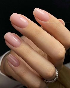 Gel French Manicure, Natural Acrylic Nails, Short Fake Nails, Squoval Nails, Colored Acrylic Nails, Pink Nail, Elegant Nails