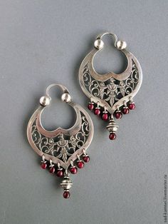 Fabric Jewelry Diy, Nomad Jewelry, Antique Silver Jewelry, Antique Jewelry Indian, Bridal Gold Jewellery Designs, Jewelry Design Earrings, Classy Jewelry, Silver Jewelry Fashion, Gold Earrings Designs