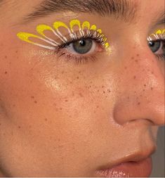 Makeup Themes, Makeup Ojos, Learn Makeup, Graphic Eyeliner, Male Makeup, Eye Makeup Art