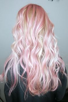 Bubble Gum Pink And Blonde Hair, White Blonde Hair With Pink Highlights, Blond With Pink Streaks, White Hair With Colored Highlights, Platinum Blonde Hair With Pink Highlight, Blonde And Light Pink Hair, Pink In Blonde Hair, Pink Hair Color Ideas For Blondes, Pink Lowlights In Blonde Hair