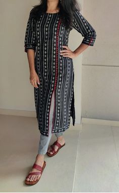 Simple Kalamkari Kurti Designs, Ikat Dress Kurti Neck Designs, Ikkat Kurta Designs Latest For Women, Batik Kurti Designs Latest, Chex Kurti Design Pattern, Ikkat Kurta Designs Ikkat Kurta Designs Latest, Stright Kurties Designs Latest, Pochampally Kurtis Designs, Kalamkari Kurta Designs Latest