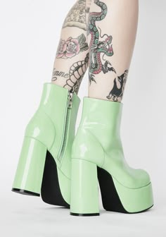 Pastel Green Patent Leather Ankle Gogo Boots – Nectarine Dreams Ankle Gogo Boots, Gogo Boots Outfit, Festival Sets, Green Platform, Colorful Wardrobe, Chunky Ankle Boots, Boots Chunky, Gogo Boots, Coachella Valley