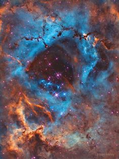 an image of a very large star in the middle of some kind of space with many stars around it