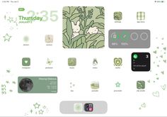 Homescreen and apps on iPad colored green, white and black with cute drawings of stars and hearts Ios14 Ipad Homescreen, Ios 17 Ipad Ideas, Ipad Homescreen Ideas Sage Green, Ipad Home Screen Layout Aesthetic Green, Aesthetic Ipad Homescreen Layout Ios 16, Green Ipad Background Aesthetic, Ipad Pro Layout Homescreen, Ipad Ios Homescreen Ideas, Ipad Air Homescreen Ideas