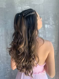 Hairstyles Effortless, Beachy Hairstyles, Effortless Waves, Concert Hairstyles, Beachy Hair, Hoco Hairstyles, Quince Ideas, Hair Aesthetic, Hair Stylies