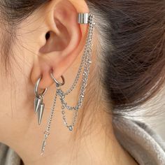 Introducing our edgy and stylish punk unisex double clip-on hoop earrings crafted in durable stainless steel! These versatile earrings add a bold statement to any outfit, perfect for those who love to rock a unique and rebellious look. The double hoop design offers a modern twist to a classic style, making them a must-have accessory for both men and women. Stand out from the crowd with these eye-catching earrings that are sure to turn heads wherever you go! ▪️▪️▪️PRODUCT 316L surgical stainless steel  Never Fade and Hypoallergenic One Pair of Earrings ( 2pc ) VISIT STORE FOR MORE PRODUCT 🔗 https://www.etsy.com/ca/shop/TWISTEEL ▪️▪️▪️ S H I P P I N G   All orders will be shipped on the next business day UNITED STATES  - USPS First-Class Mail * 4 - 14 Business Days  Tracking & Insurance inc Earrings Grunge, Kpop Earrings, Grunge Jewelry, Goth Earrings, Titanium Jewelry, Jewelry For Men, Men Earrings, Earring Crafts, Steel Jewelry