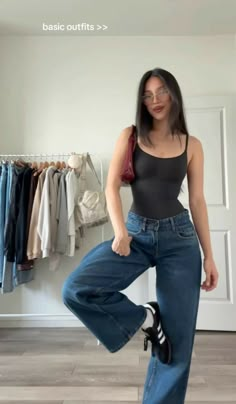 Outfit With Baggy Jeans, Jeans Women Outfit, Samba Outfit Ideas, Adidas Samba Outfits, Samba Outfits, Adidas Outfits, Samba Adidas, Adidas Samba Outfit, Samba Outfit