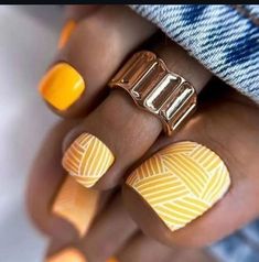 Toe Nail Designs For Fall, Fall Toe Nails, Fall Pedicure, Toe Nail Color, Summer Toe Nails, Pedicure Designs