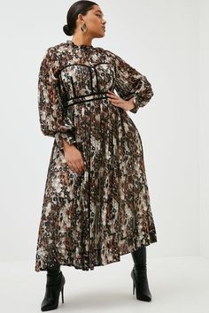 Plus Size Leopard Woven Tape Detail Drama Dress Casual A-line Maxi Dress For Fall, Pleated Maxi Dress For Fall, Pleated Maxi Length Fall Dresses, Plus Size Wedding Guest Dress, Sophisticated Cocktail Dress, Plus Size Wedding Guest Dresses, Latest Maxi Dresses, Maxi Dress Collection, Dress Leopard