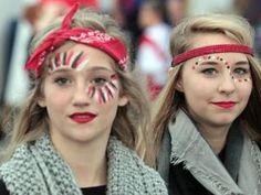 face-paint School Spirit Face Paint, Football Face Paint, Face Paint Ideas, Football Spirit