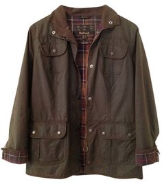 Barbour Olive Jacket Goblincore Fashion, Slim Jacket, Military Jacket Green, Olive Jacket, Olive Green Jacket, Barbour Jacket, Green Utility Jacket, Army Green Jacket, Bermuda Jeans