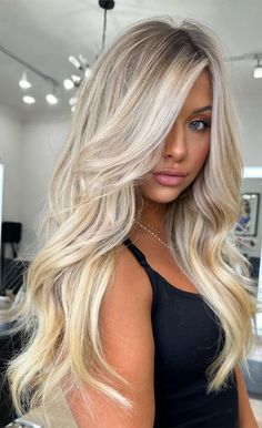 dimensional creamy blonde, honey blonde, winter hair colour, honey blonde hair colour ideas, blonde hair color Root Smudge Blonde Balayage, Root Smudge Blonde, Champagne Hair Color, Balayage Wig, Champagne Hair, Root Smudge, Blonde Shades