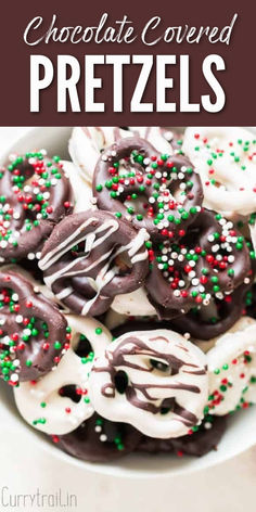 chocolate covered pretzels Snacks With Pretzels, Pretzels Christmas, Melt Chocolate For Dipping, Chocolate Covered Pretzels Recipe, Melt Chocolate In Microwave, Christmas Party Snacks, Christmas Pretzels, Chocolate Hummus, Savory Dessert