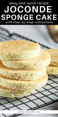 Biscuit Joconde rounds on a wire rack. Joconde Sponge Cake, Daquoise Recipe Almond, Almond Sponge Cake Recipes, Jaconde Sponge Cake, Jaconde Sponge Recipe, Jaconde Cakes, Joconde Cake, Joconde Sponge, French Cake Recipe