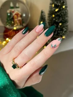 #BEAUTY, #RELATIONSHIPS #Fashion #Animals #Outfits #Winter Outfits #Animals Jungle Theme Nails, Jungle Green Nails, Jungle Nails, Kutek Disney, December Nails, Nagel Tips, Christmas Nails Easy, Cute Christmas Nails