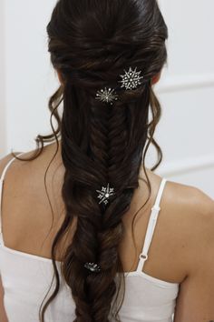 Messy Braided Hairstyles, Aesthetic Wallpapers, Braided Hairstyles, Rome, Braids, Hairstyles, Long Hair Styles, Wallpapers, Hair Styles