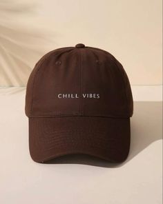 Topi Vintage, Streetwear Caps, Trendy Caps, Dope Hats, Hat Aesthetic, Brown Hat, Base Ball, Baseball Women, Casual Cap